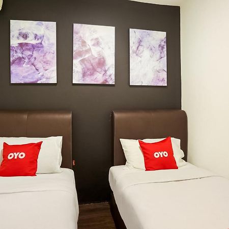 Oyo 90460 Hotel Kl2F Rest & Go Shah Alam Eksteriør billede